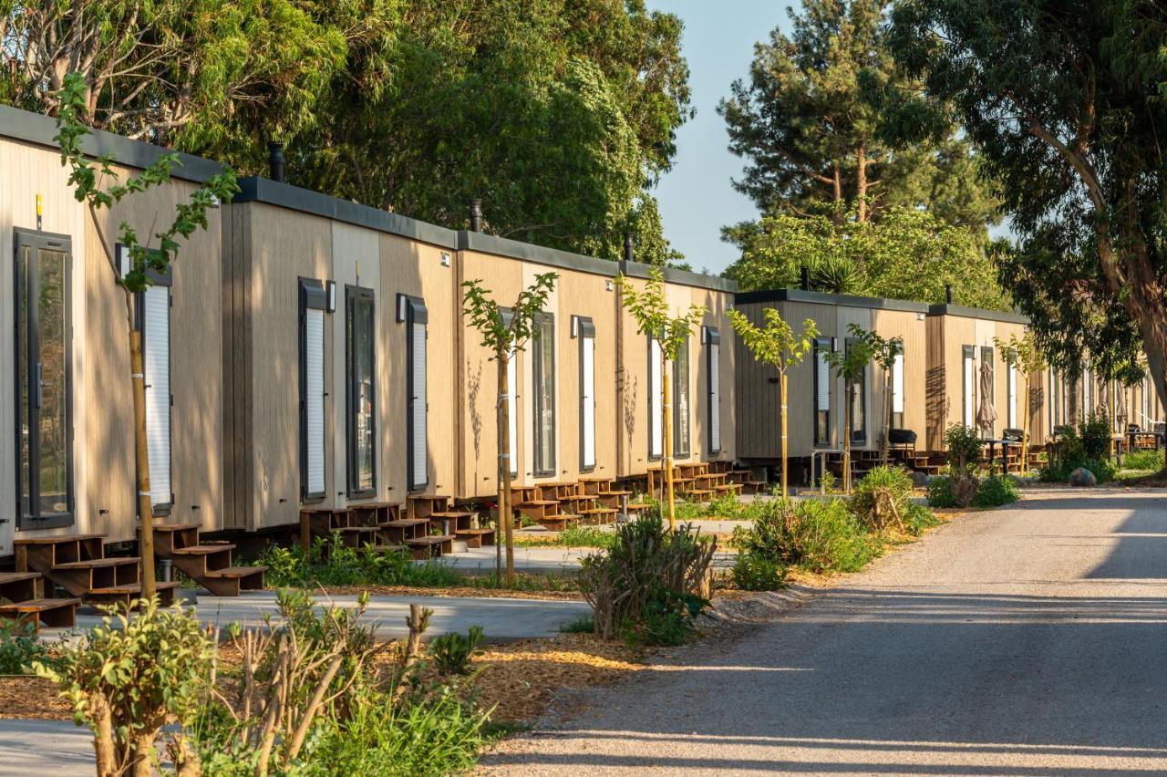 Camping Maeva Escapades Les Cottages De Perpignan Bagian luar foto