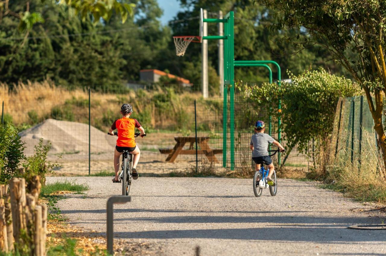 Camping Maeva Escapades Les Cottages De Perpignan Bagian luar foto