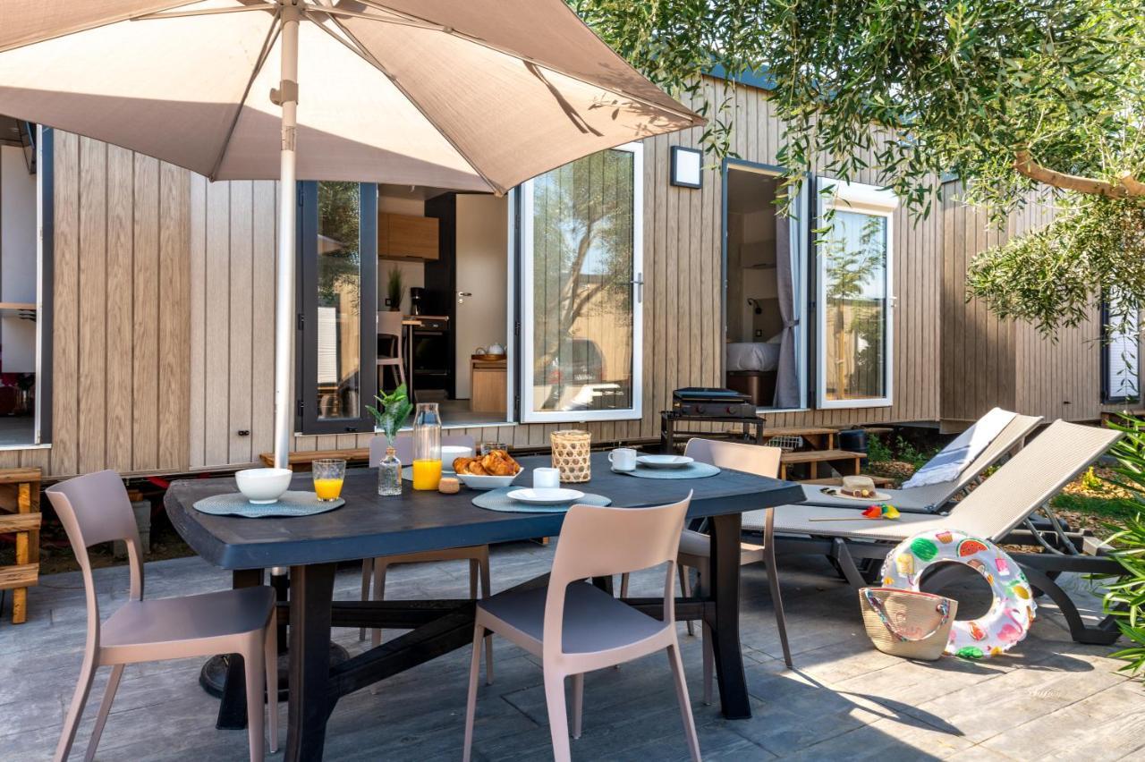Camping Maeva Escapades Les Cottages De Perpignan Bagian luar foto